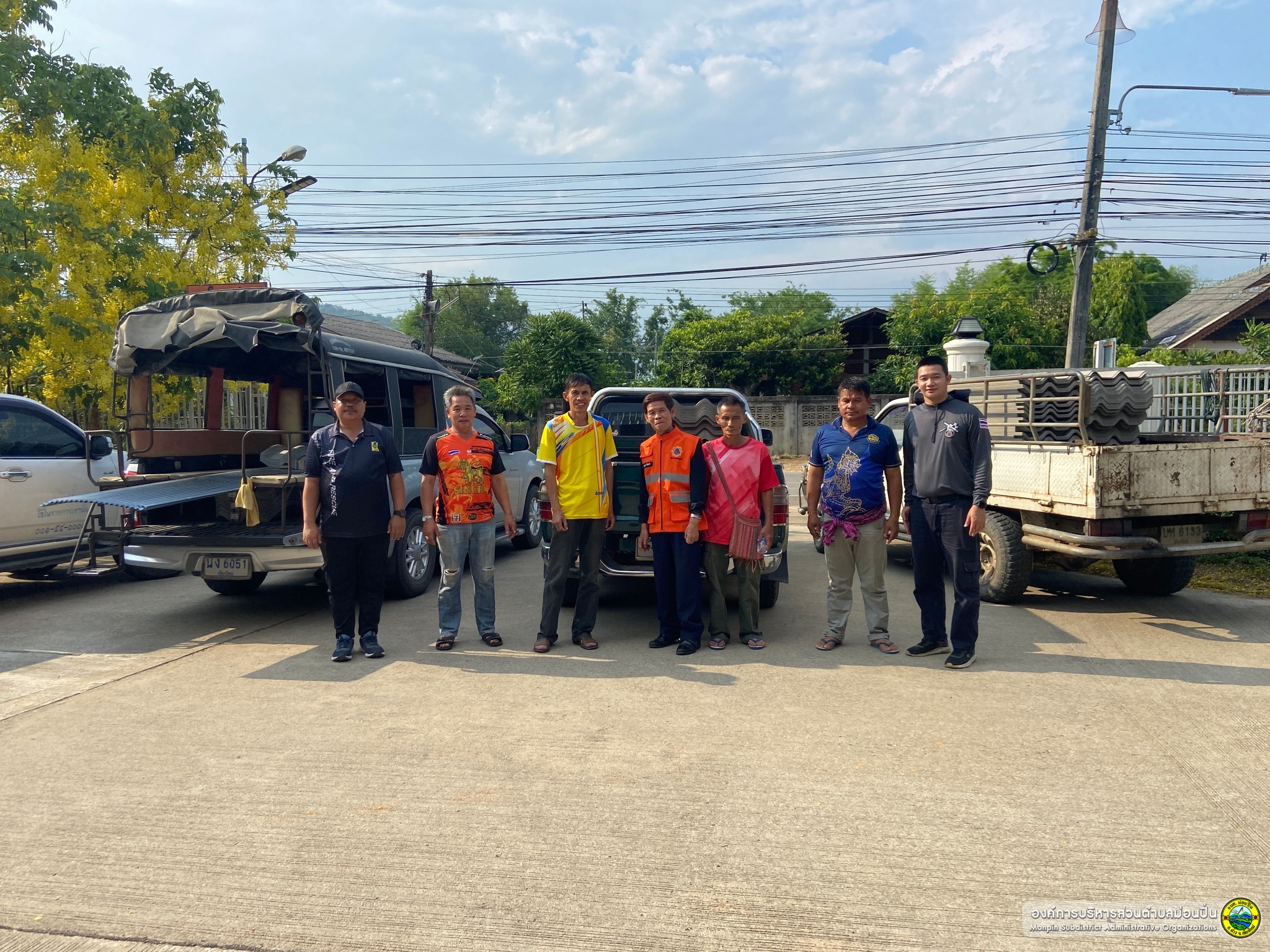 ส่งมอบกระเบื้องหลังคา ให้แก่ประชาชนจากเหตุวาตภัย 13.5.67