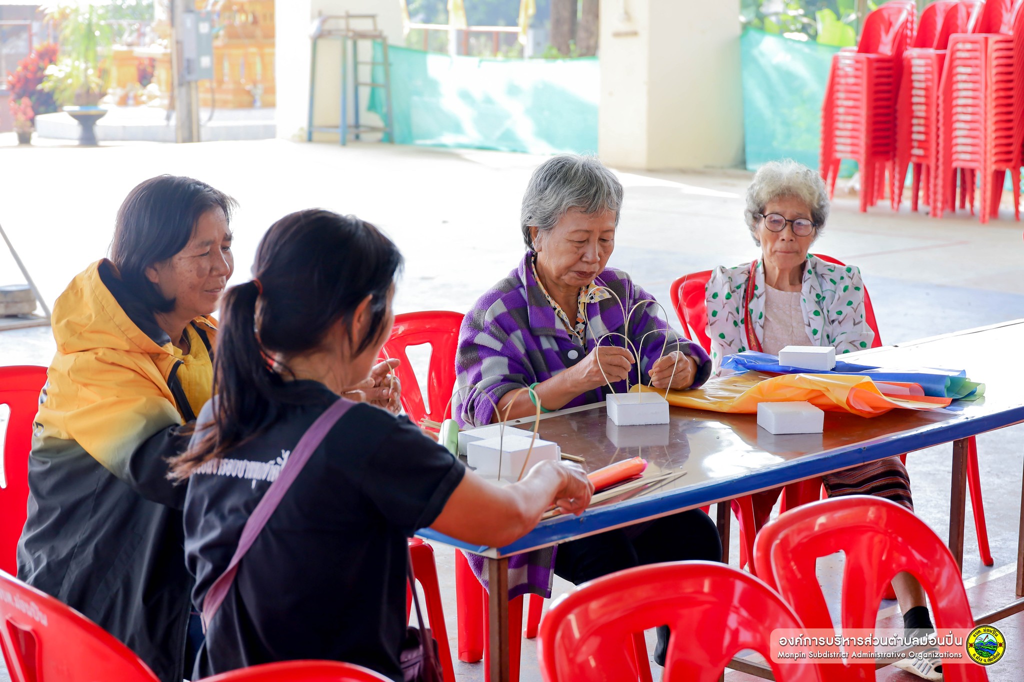 โครงการส่งเสริมสนับสนุนกิจกรรมผู้สูงอายุตำบลม่อนปิ่น