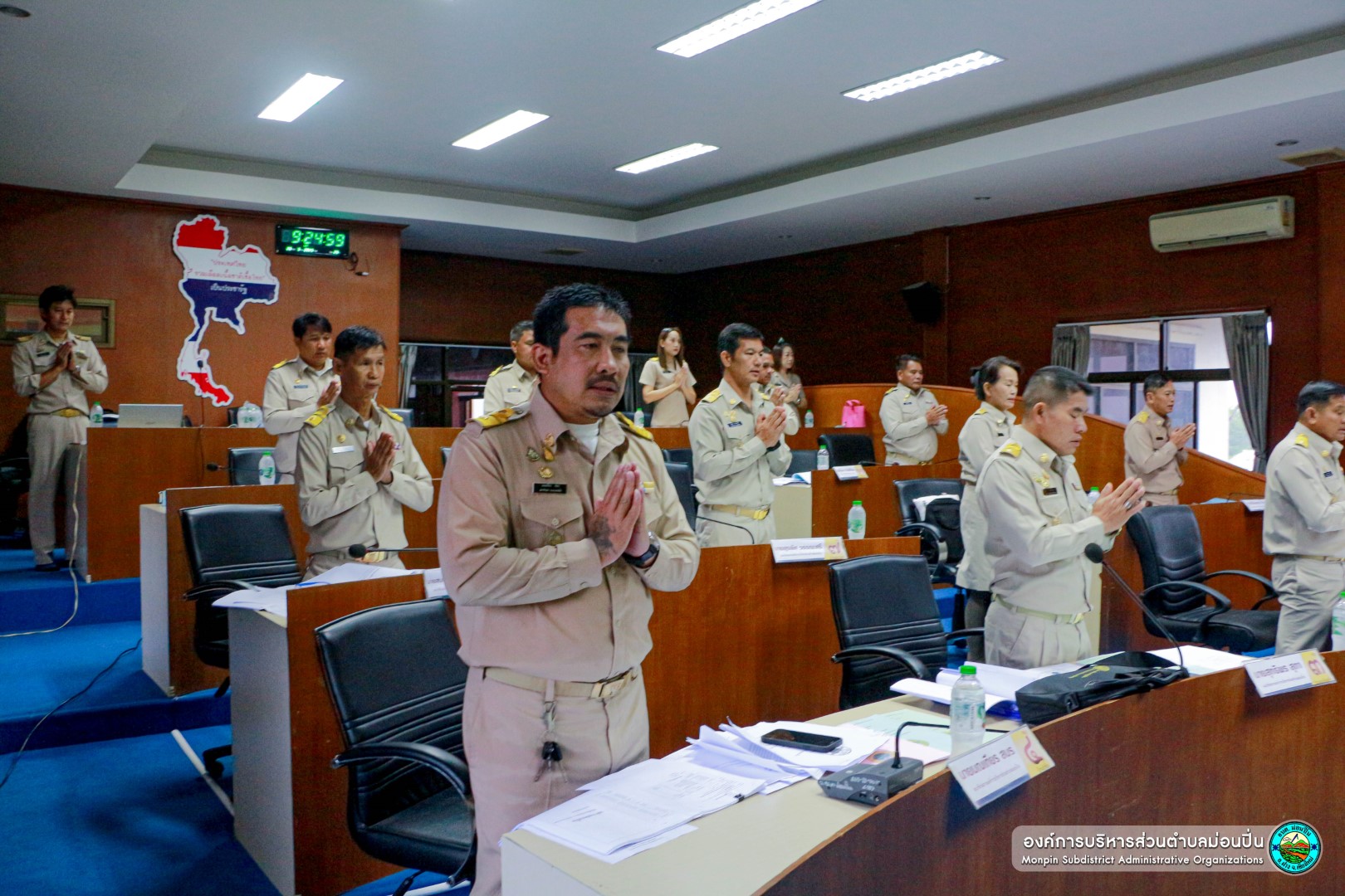  ประชุมสภาองค์การบริหารส่วนตำบลม่อนปิ่น สมัยสามัญที่ 2