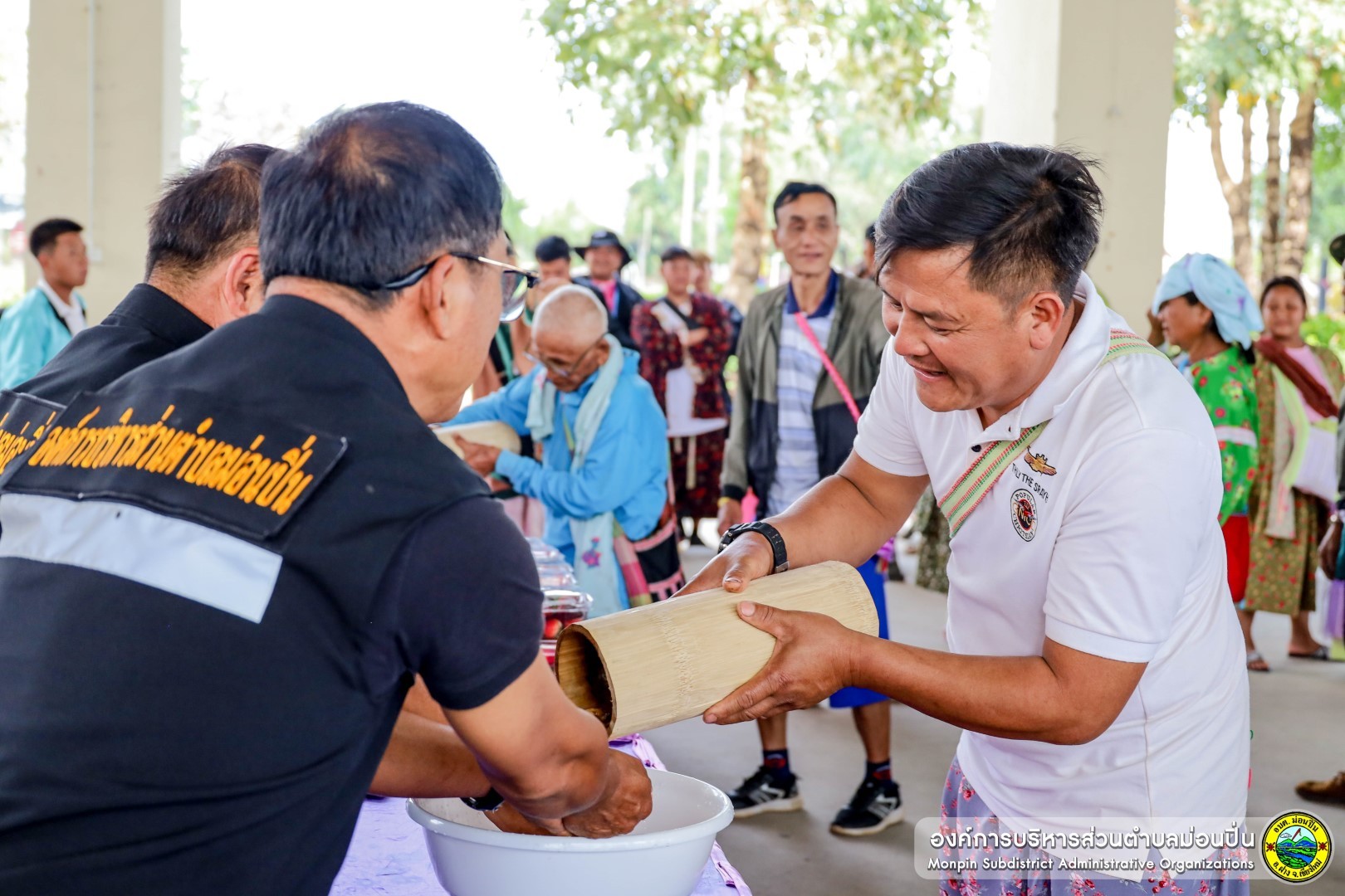 รดน้ำดำหัวเนื่องในเทศกาลกินวอ(ปีใหม่) ประจำปี 2569