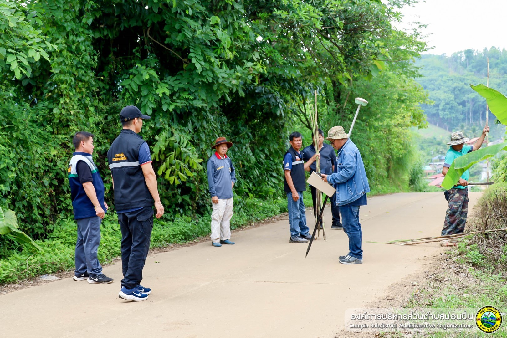 การตรวจสอบและรังวัดแนวเขตพื้นที่ ฌาปนสถาน บ้านสวนชา หมู่ที่ 7