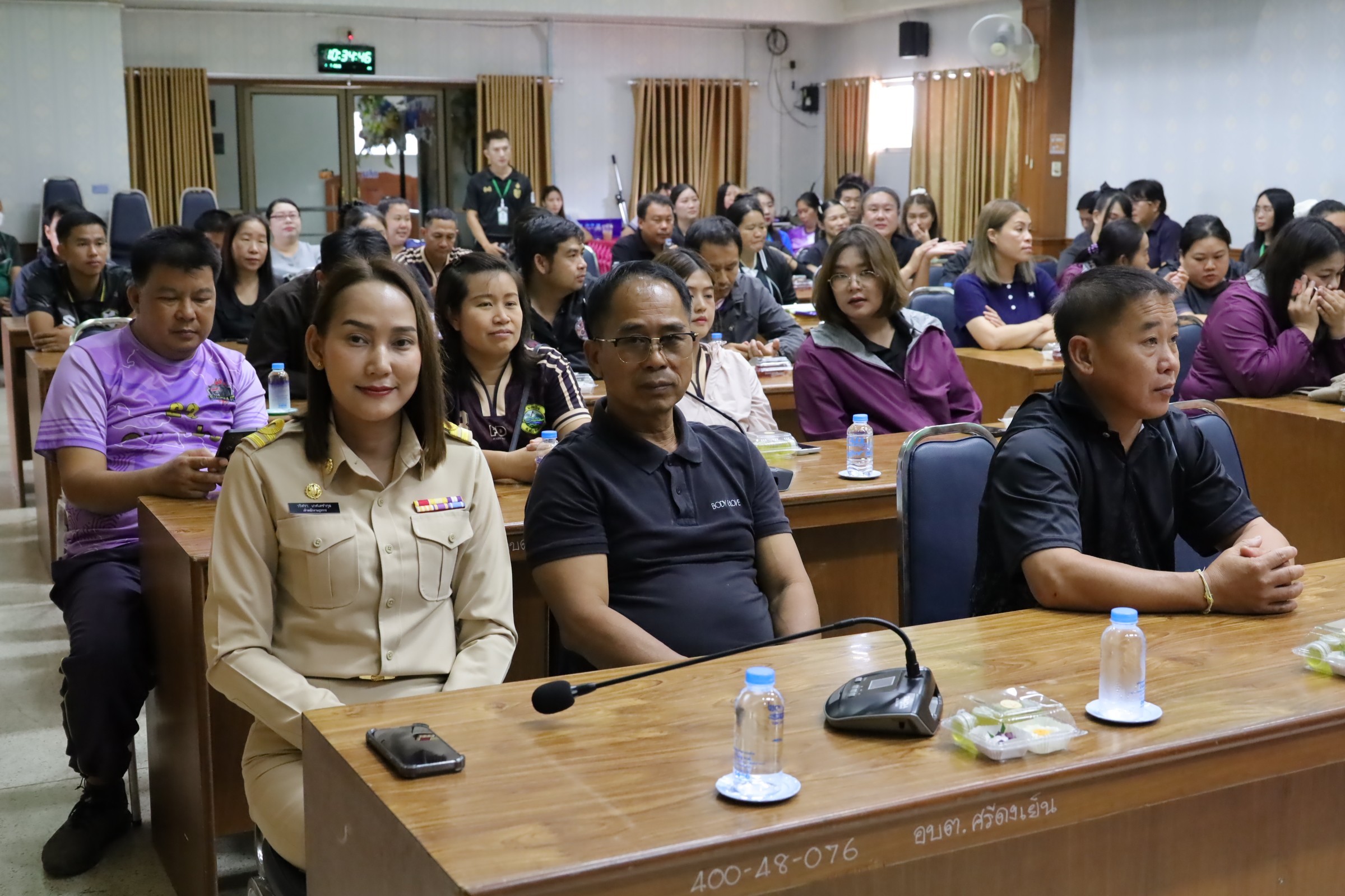 ร่วมส่งพนักงานส่วนตำบล เจ้าพนักงานธุรการ