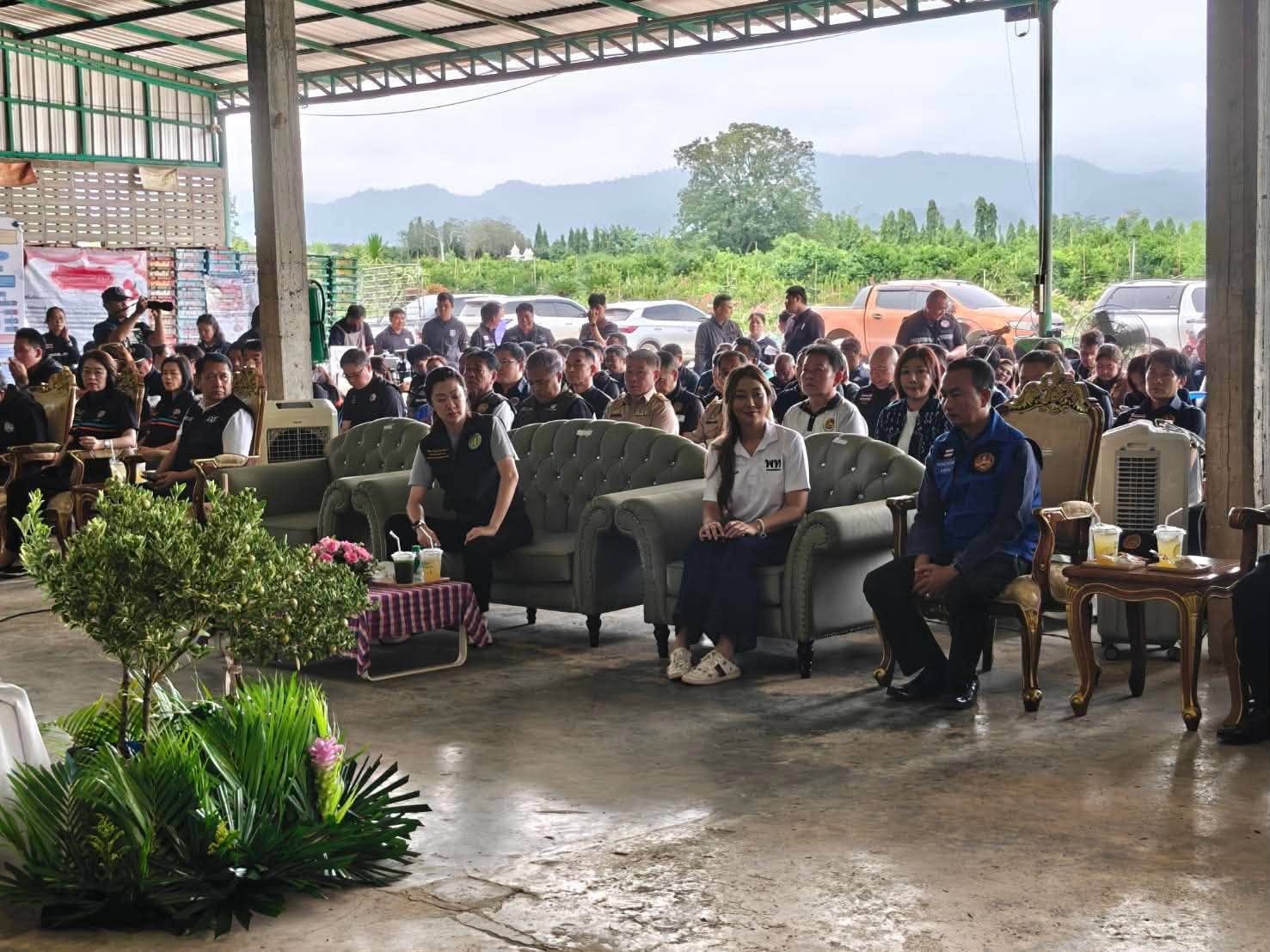 รัฐมนตรีช่วยว่าการกระทรวงเกษตรและสหกรณ์ พร้อมคณะ ลงพื้นที่ เพื่อร