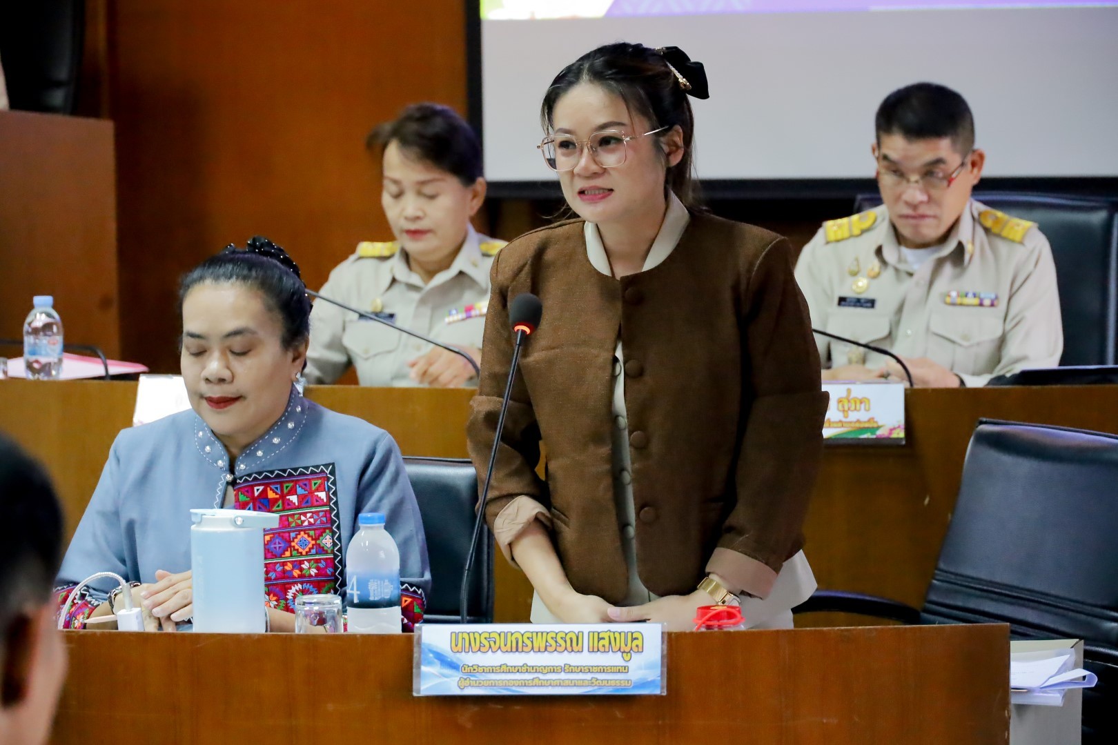 ประชุมสภาองค์การบริหารส่วนตำบลม่อนปิ่น สมัยวิสามัญครั้งที่ 2