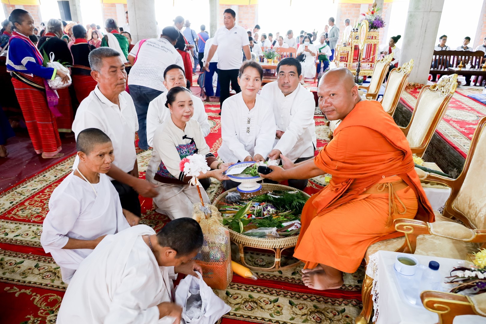 พิธียกยอดฉัตร วิหารหลวงดาราอางพุทธสามัคคี 9 ฉัตร