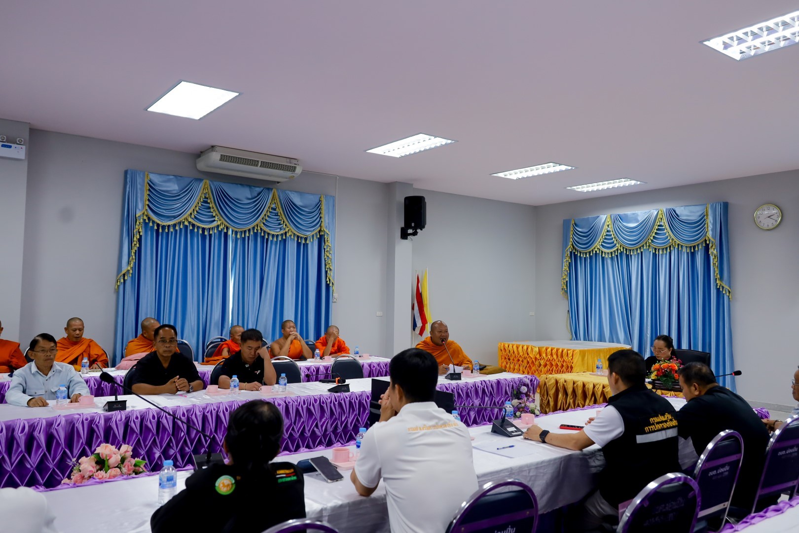 ภาพประกอบ ประชุมปรึกษาหารือ การจัดโครงการสัปดาห์ส่งเสริมพระพุทธศาสนา
